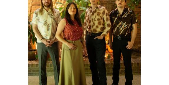 AJ Lee & Blue Summit with Bandits on the Run at Sweetwater
